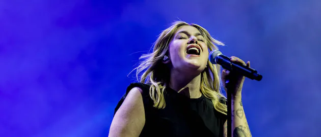 Französische ESC-Kandidatin läuft in Deutschland seit Jahren im Radio