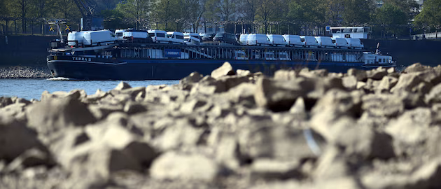 Deutschlands Lebensader trocknet aus – mit schlimmen Folgen für die Wirtschaft